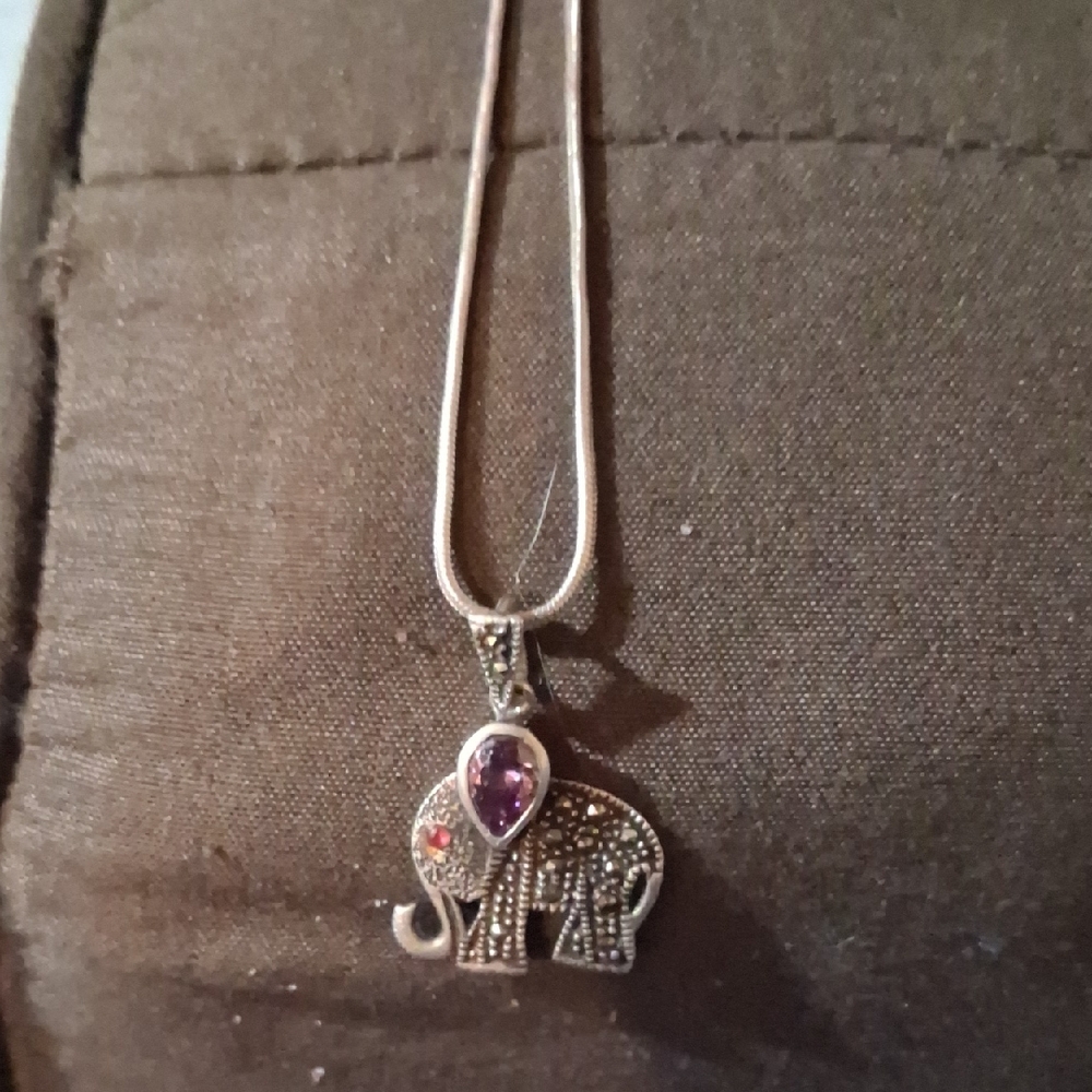 Elegant Silver Elephant Necklace with Purple Accent
